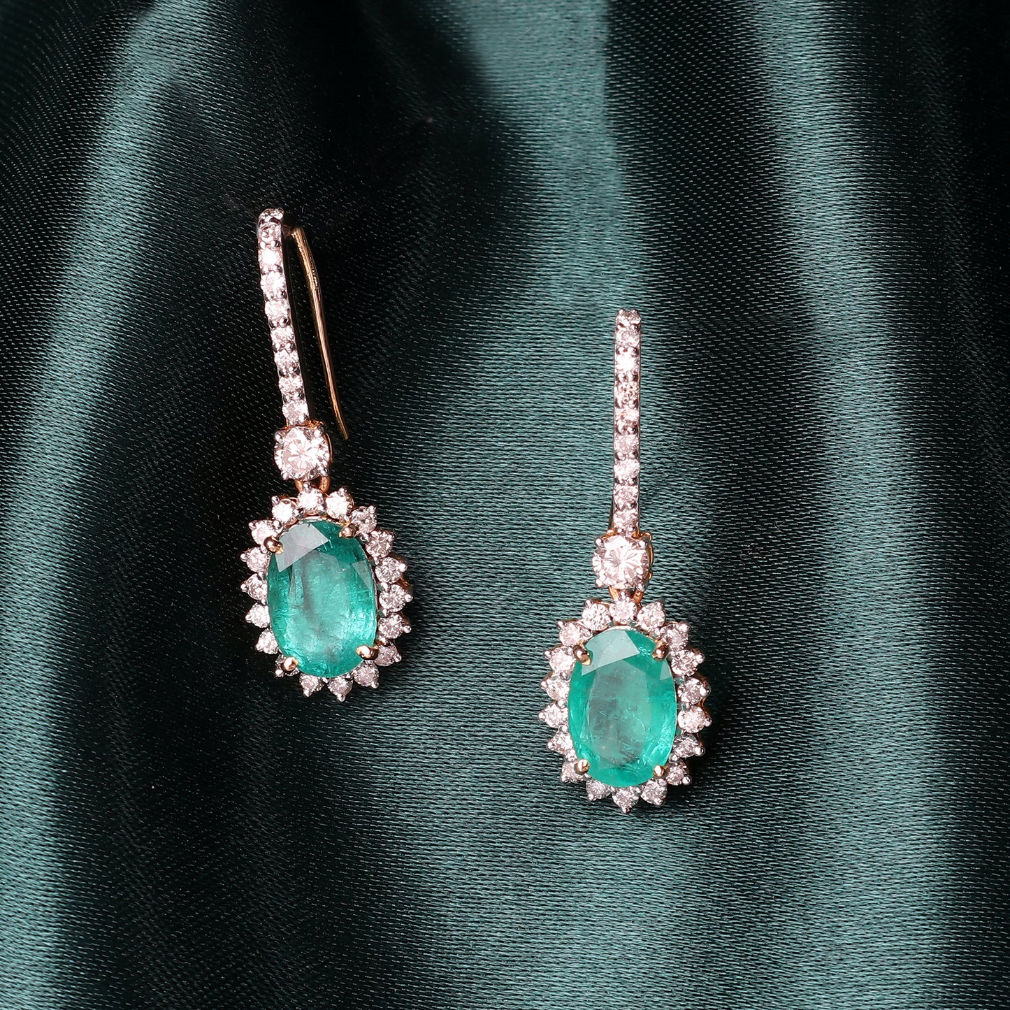 Pia Earrings