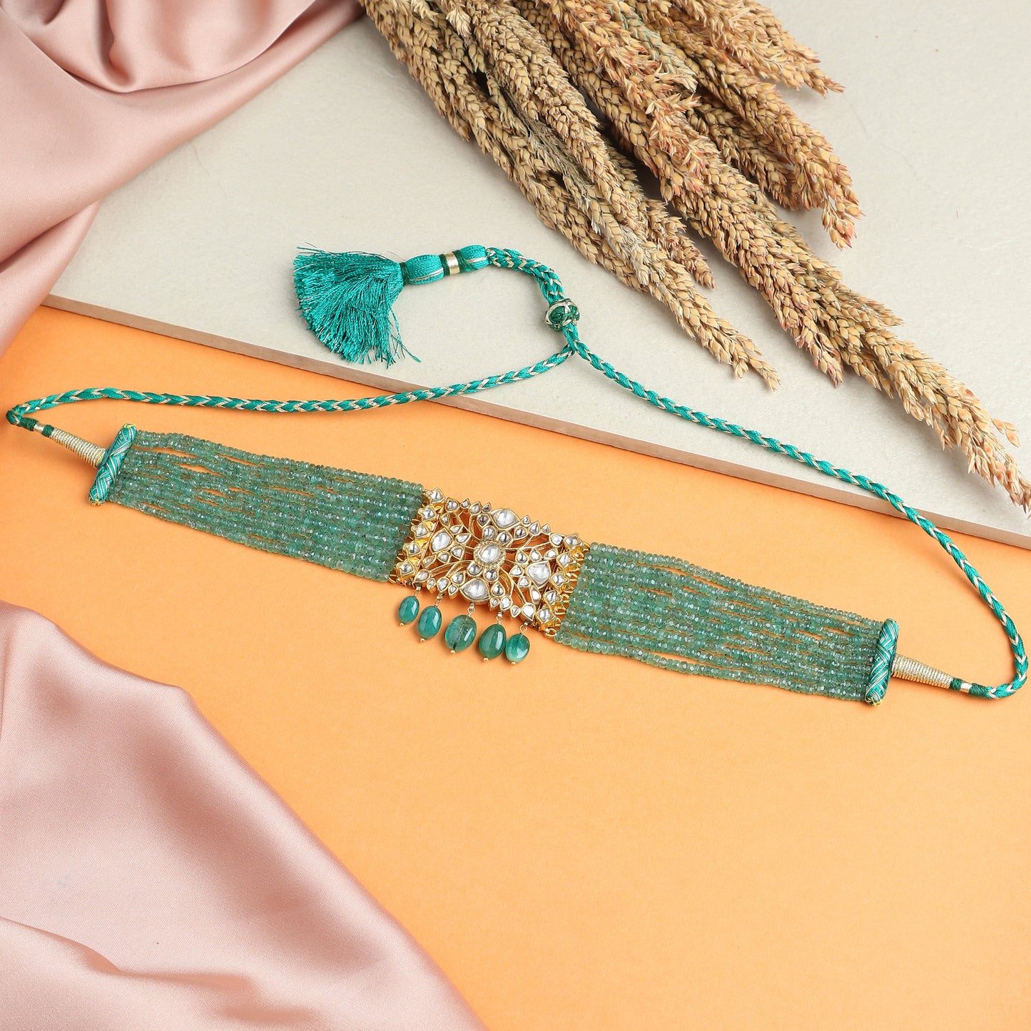 Hamesha Choker
