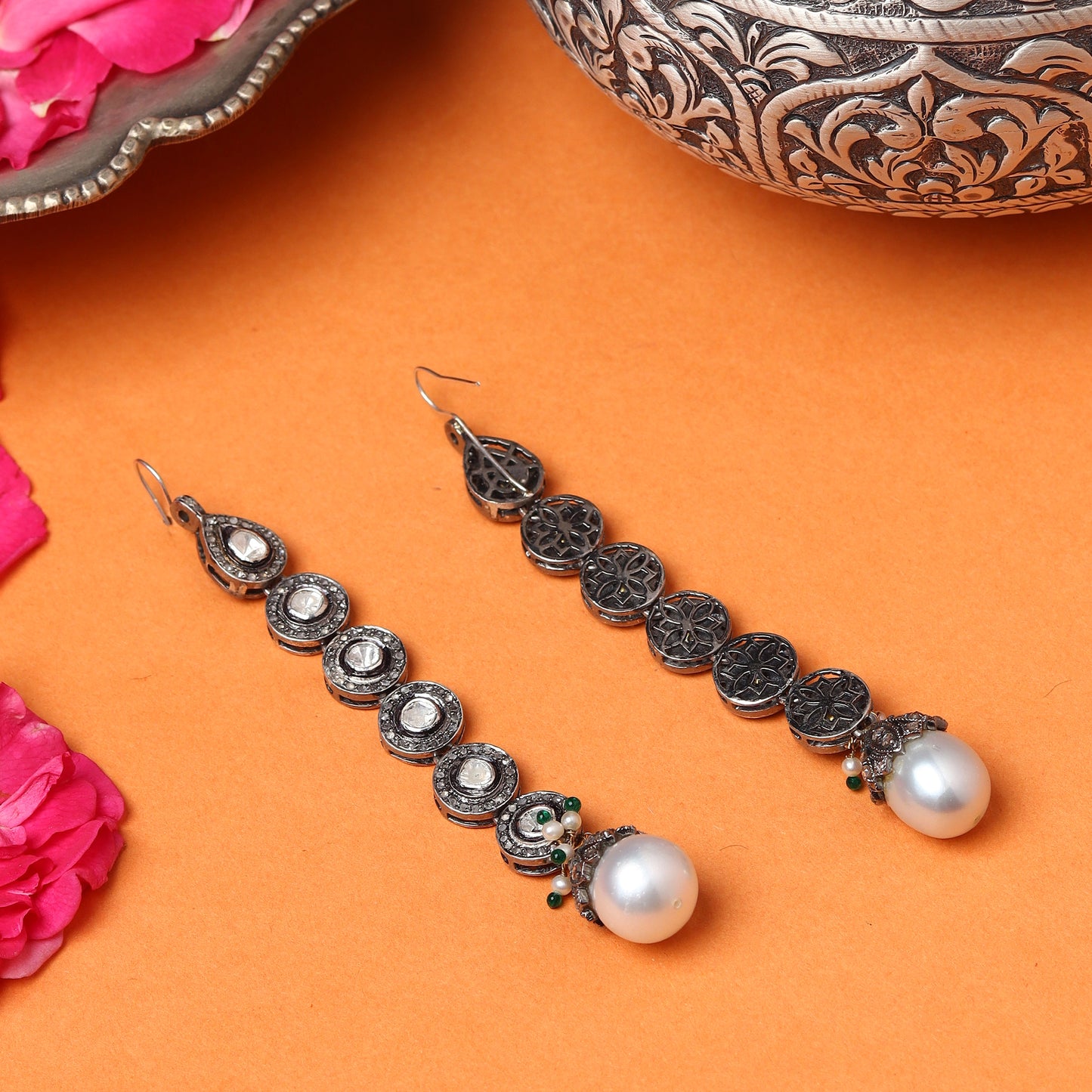 Leila earrings