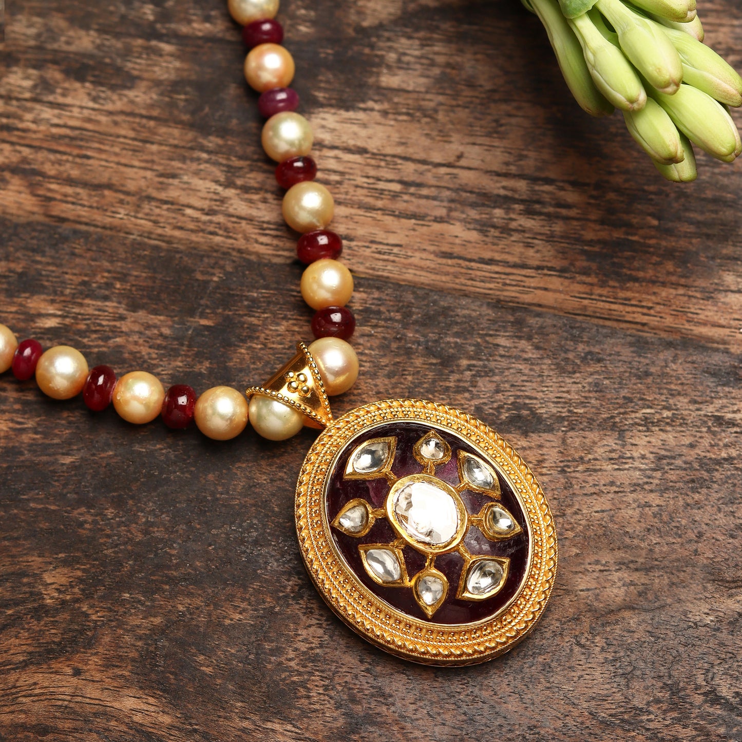Jaya Necklace