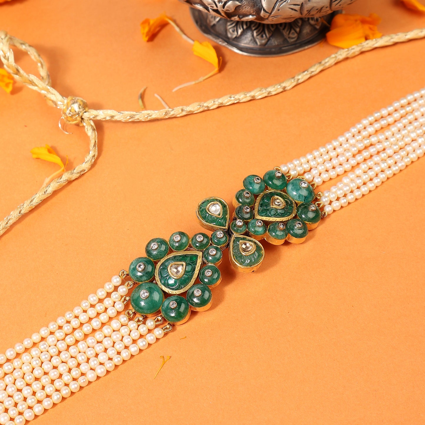 Shubra Choker
