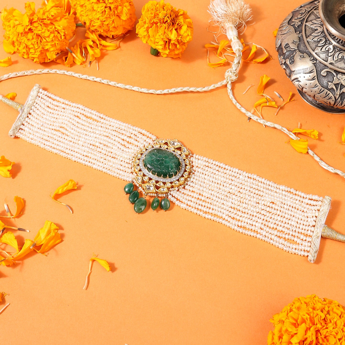 Ruhani Choker