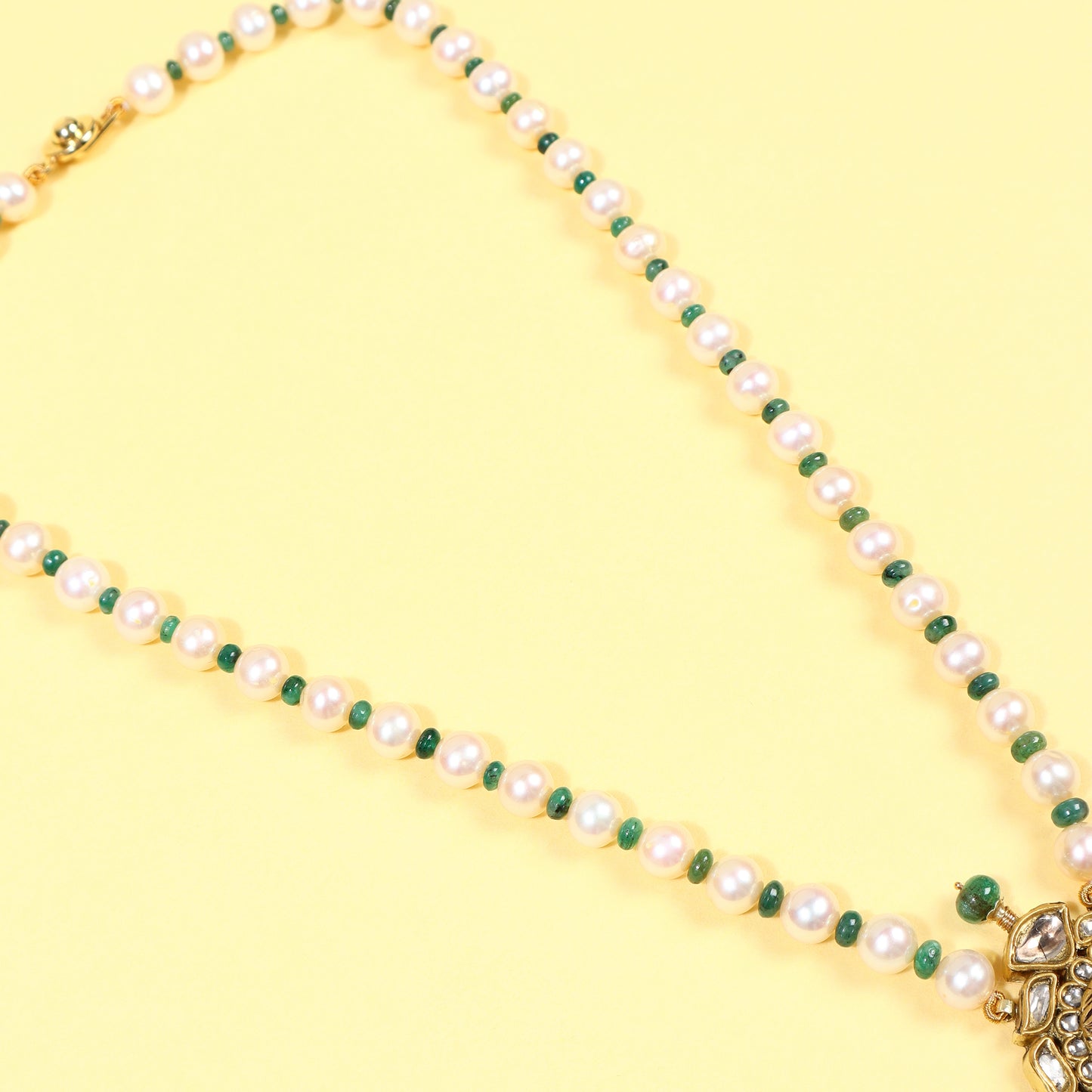 Ishqa Necklace