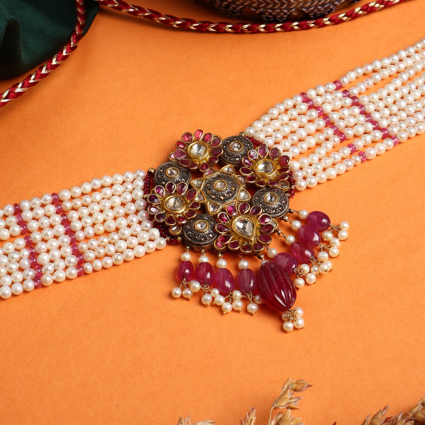 Damyanti Choker