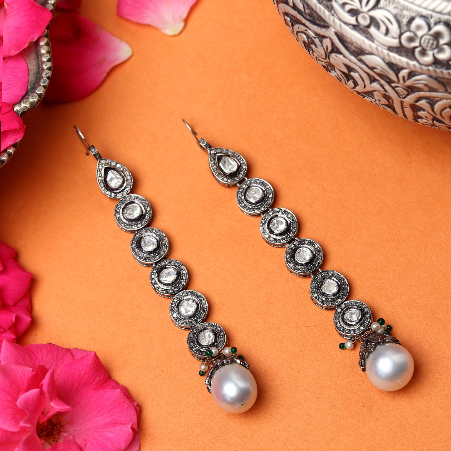 Leila earrings