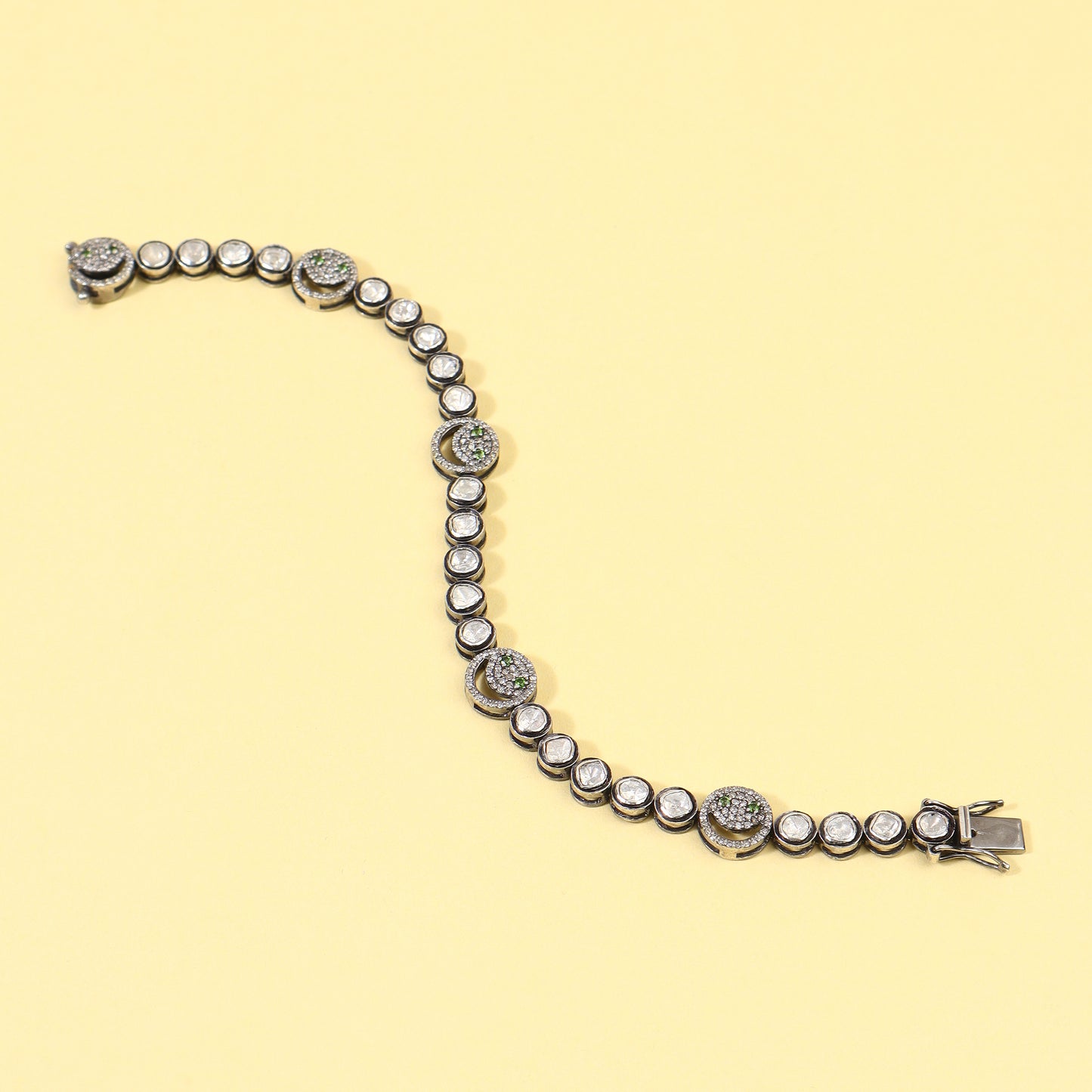 Jhilmil Bracelet