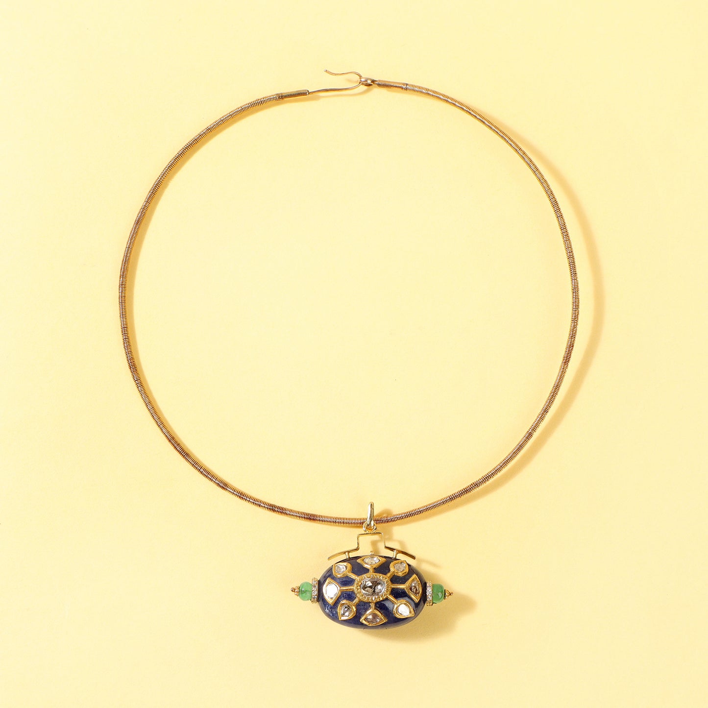 Vandita Pendant