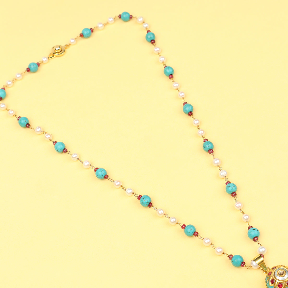 Saahil Necklace