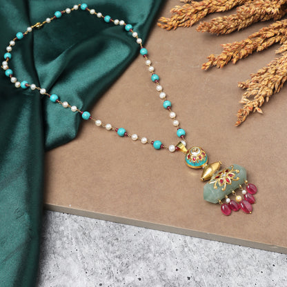 Saahil Necklace