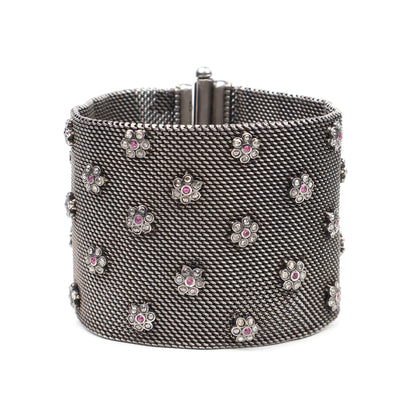 Nizami Cuff