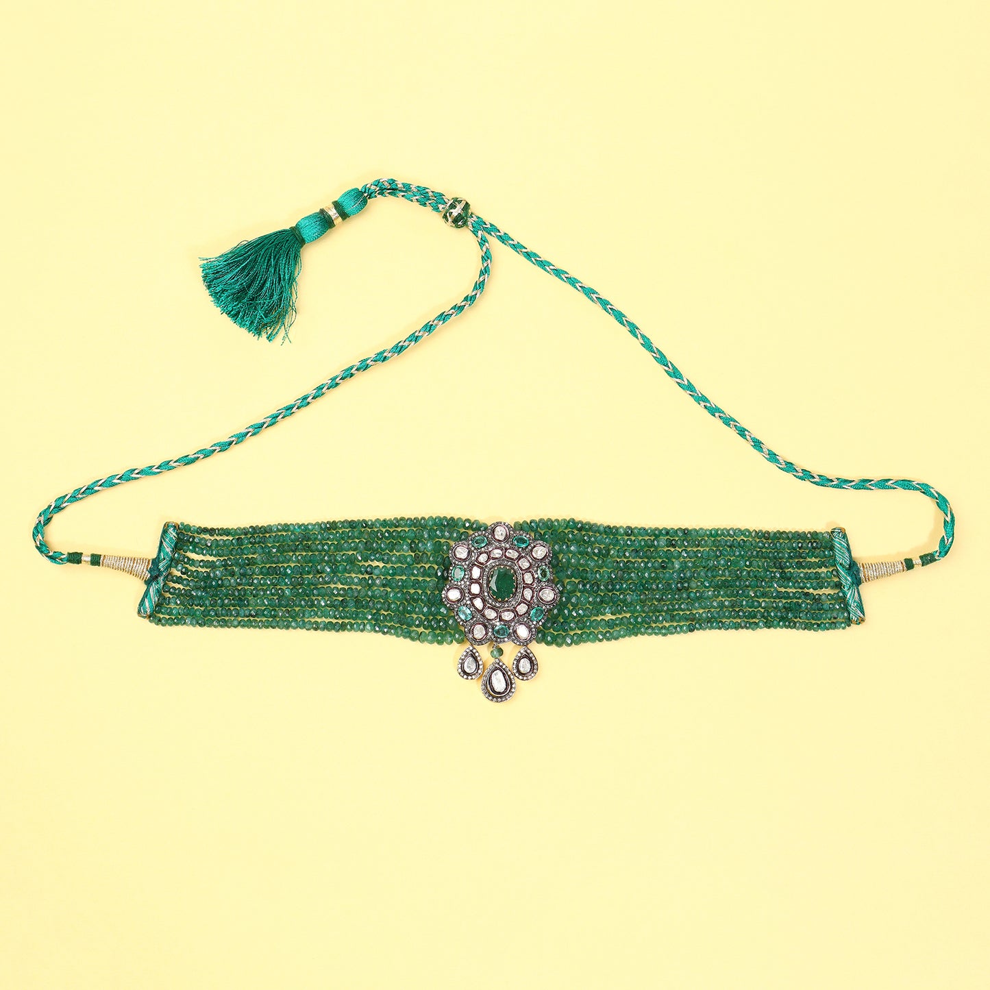 Amyra Choker