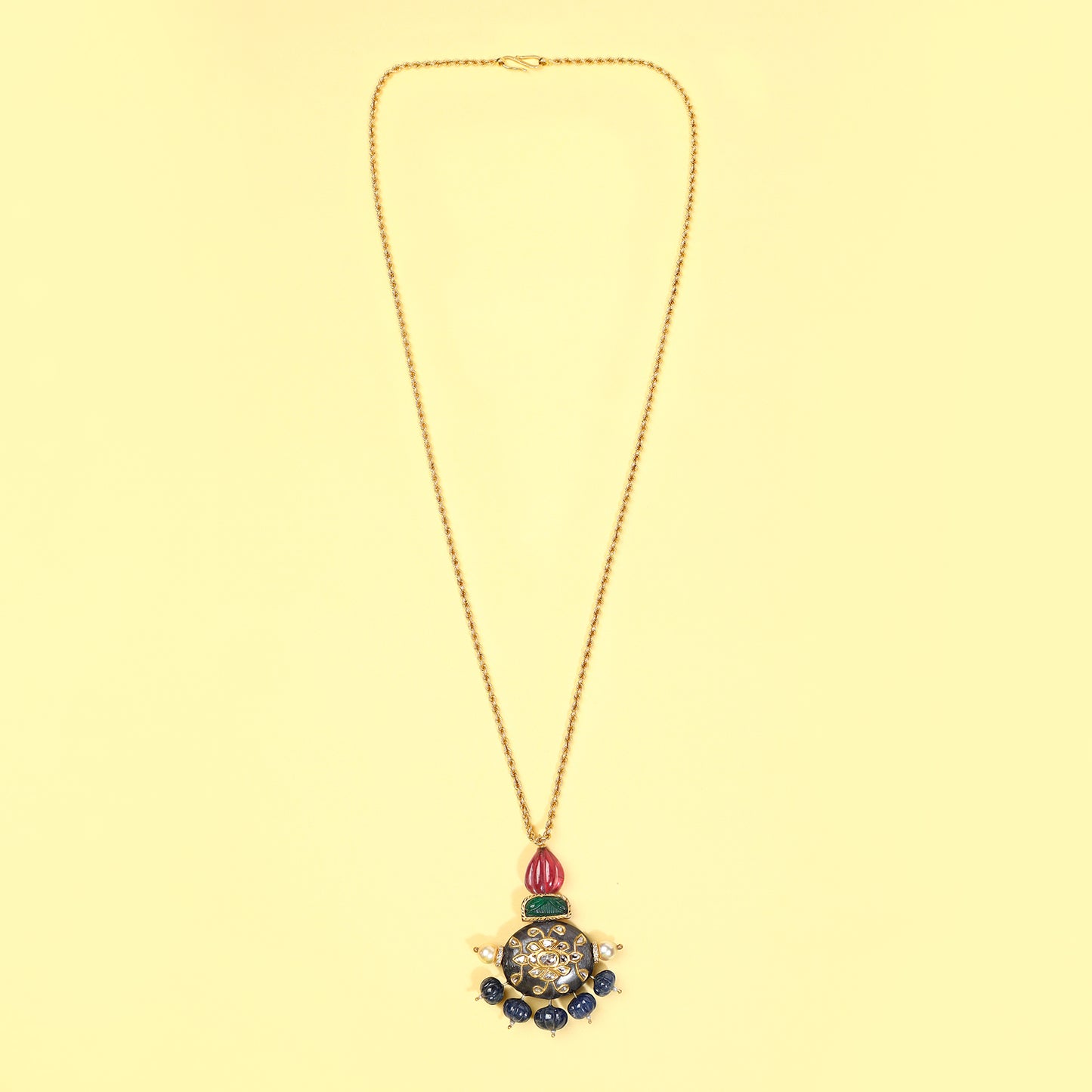 Falguni Pendant