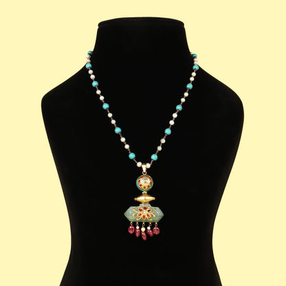 Fiza Necklace