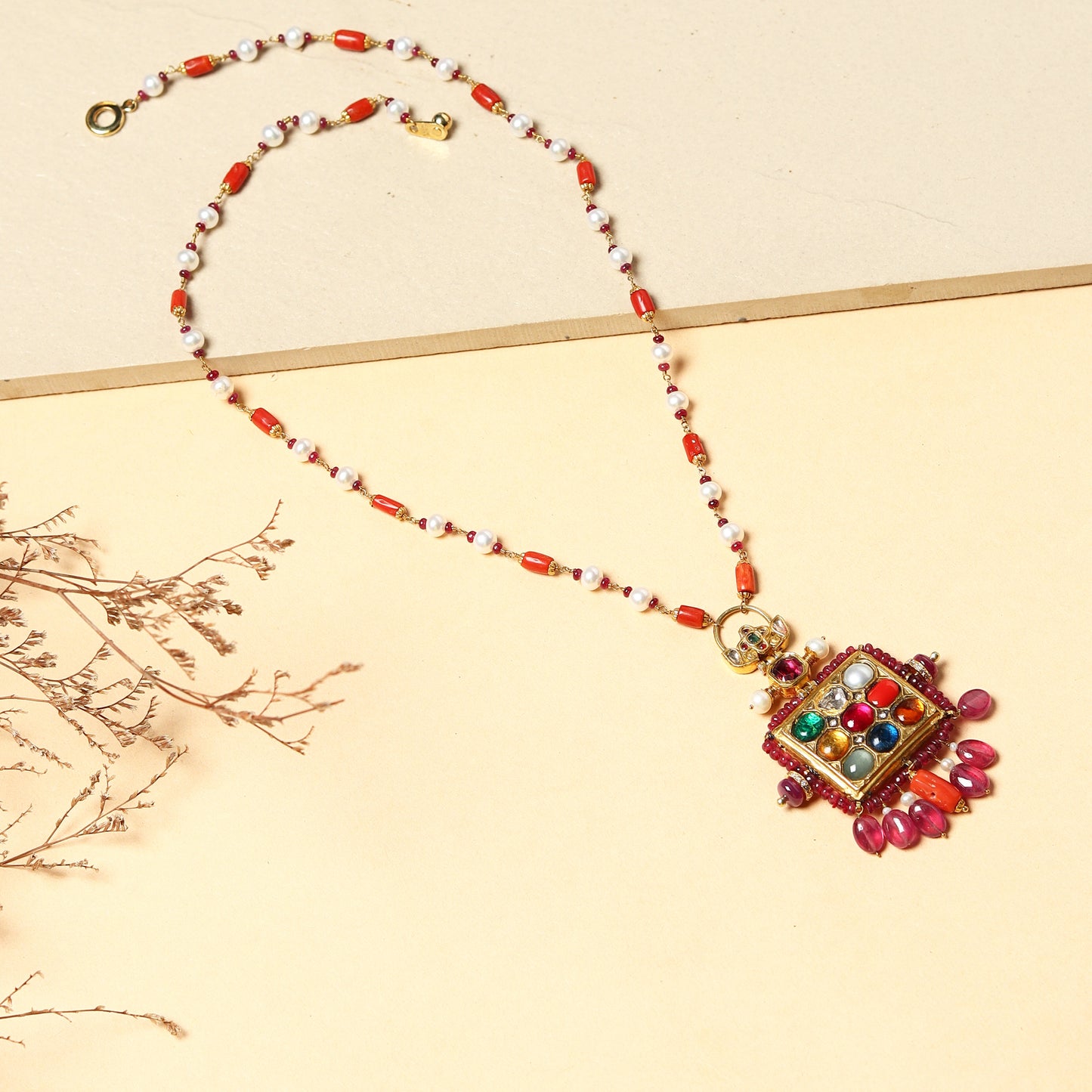 Baisa Necklace
