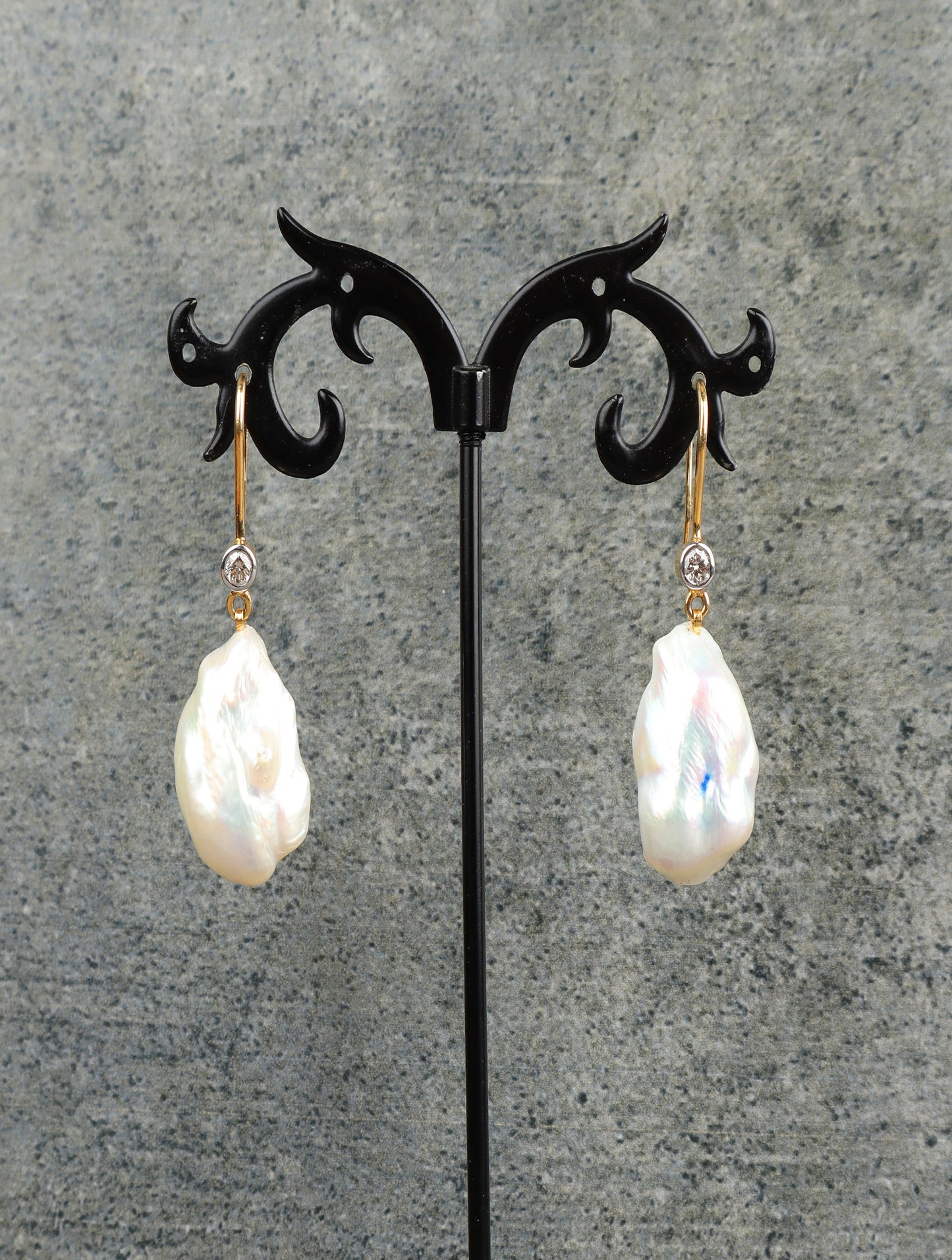 Soni Earrings